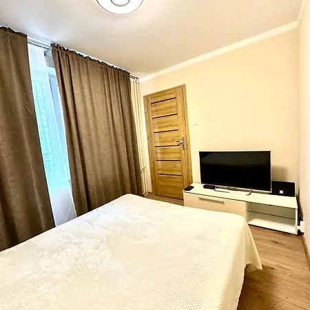 Apartment Domax Wierzynskiego Legnica
